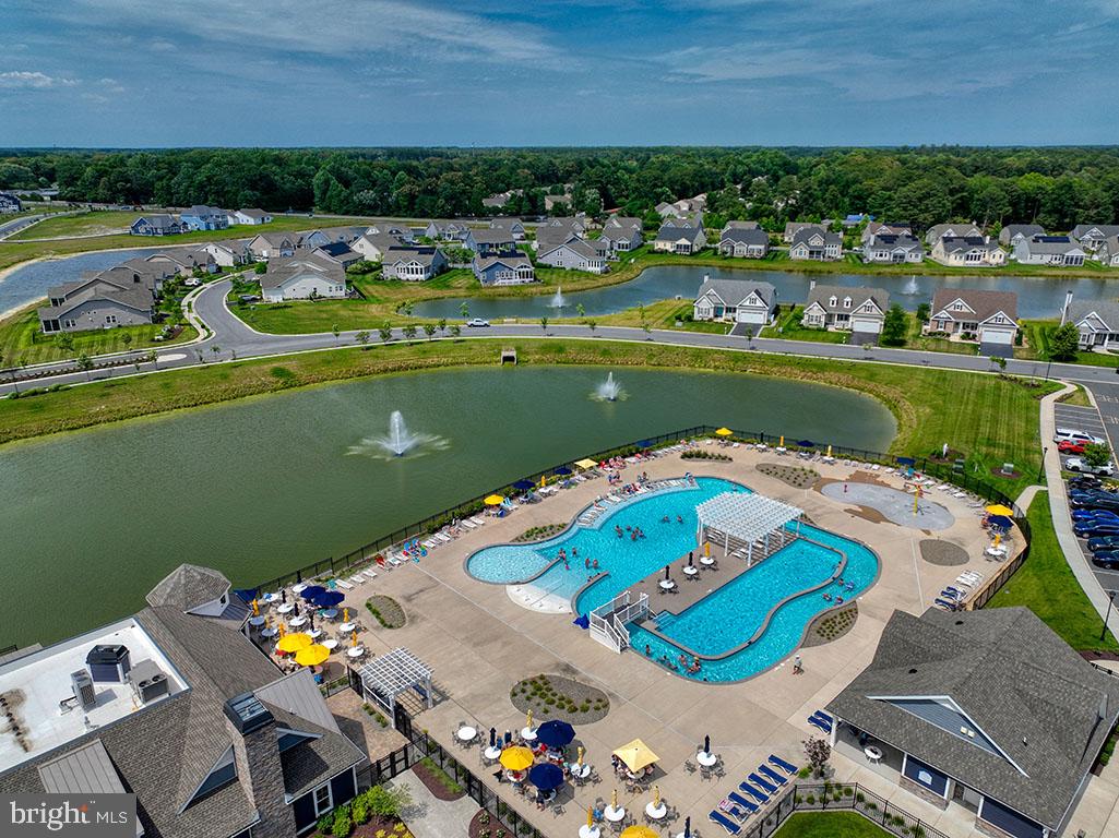 PENINSULA LAKES - Residential