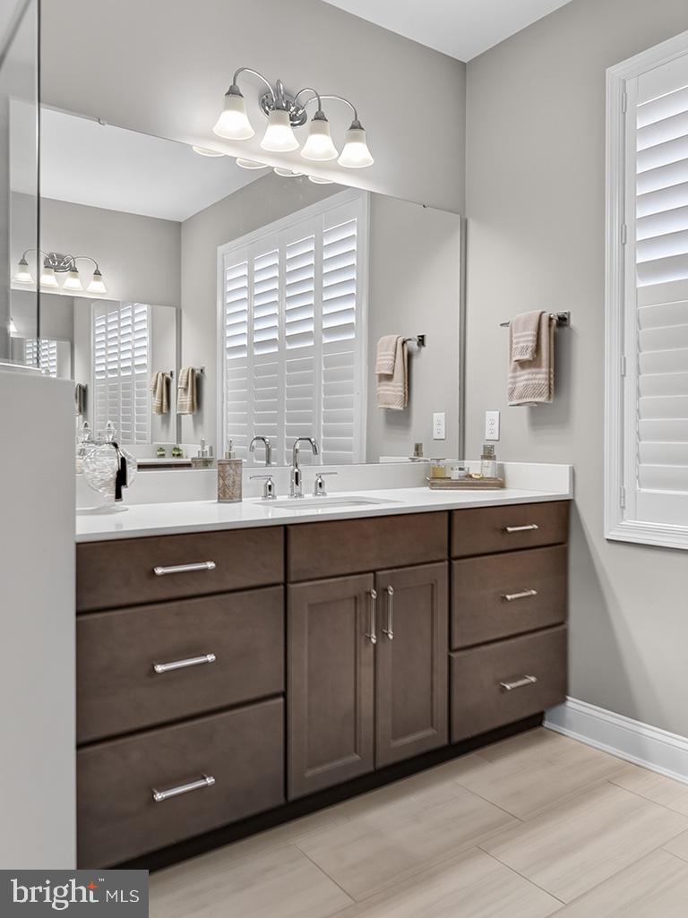 PENINSULA LAKES - Residential