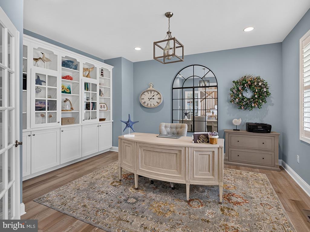 PENINSULA LAKES - Residential