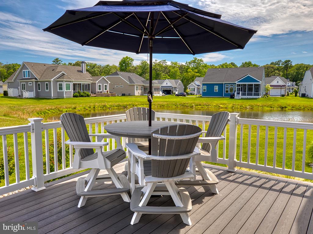 PENINSULA LAKES - Residential