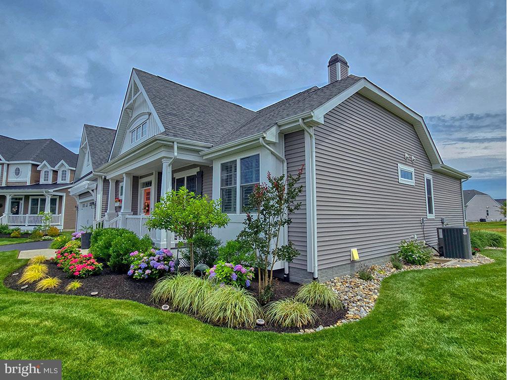 PENINSULA LAKES - Residential