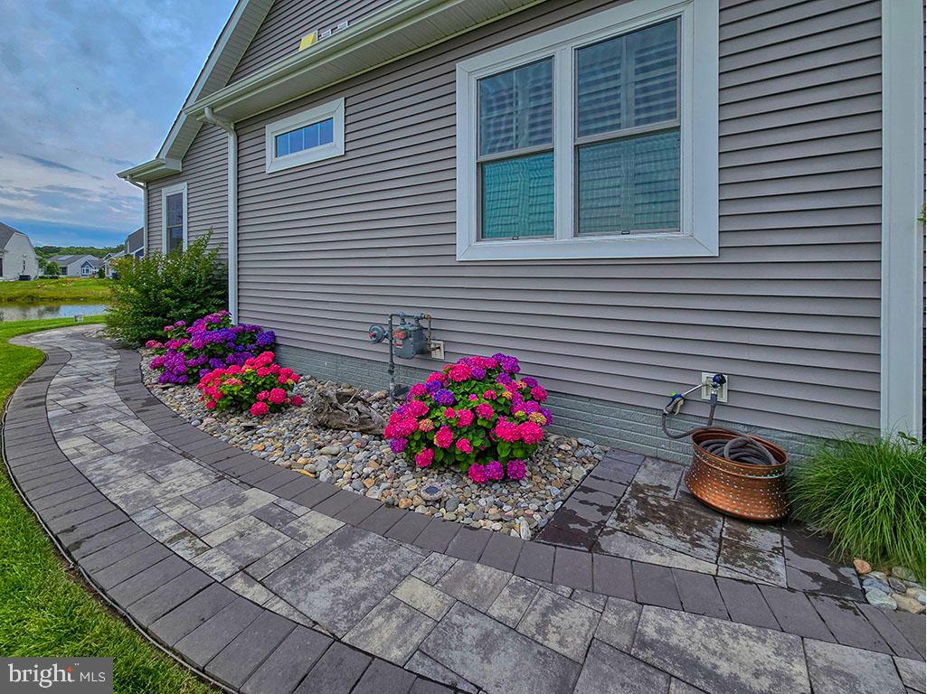 PENINSULA LAKES - Residential