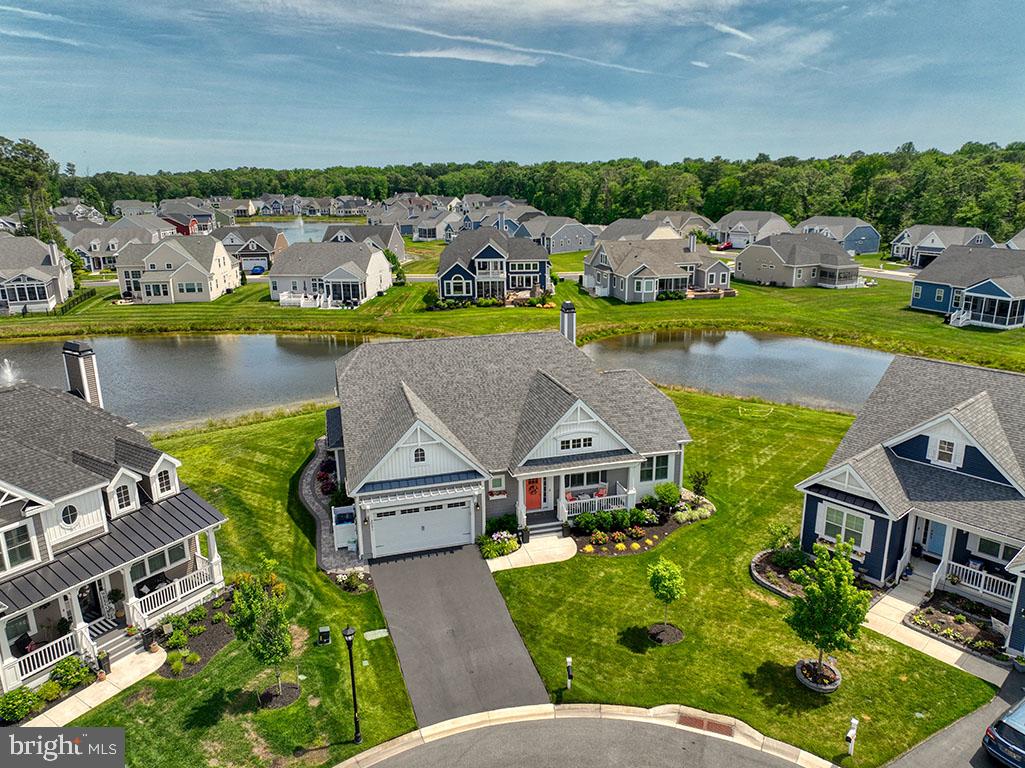 PENINSULA LAKES - Residential