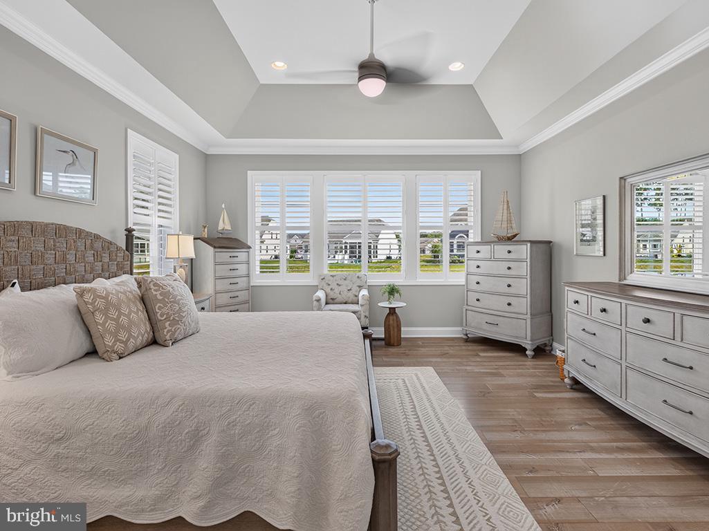 PENINSULA LAKES - Residential