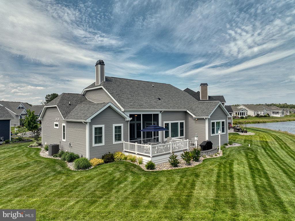 PENINSULA LAKES - Residential