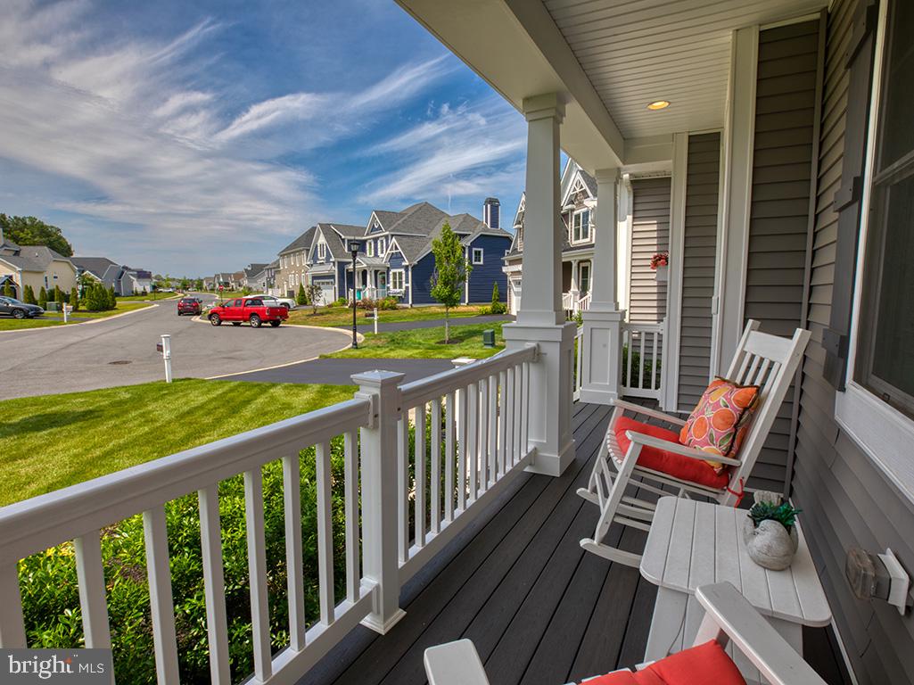 PENINSULA LAKES - Residential