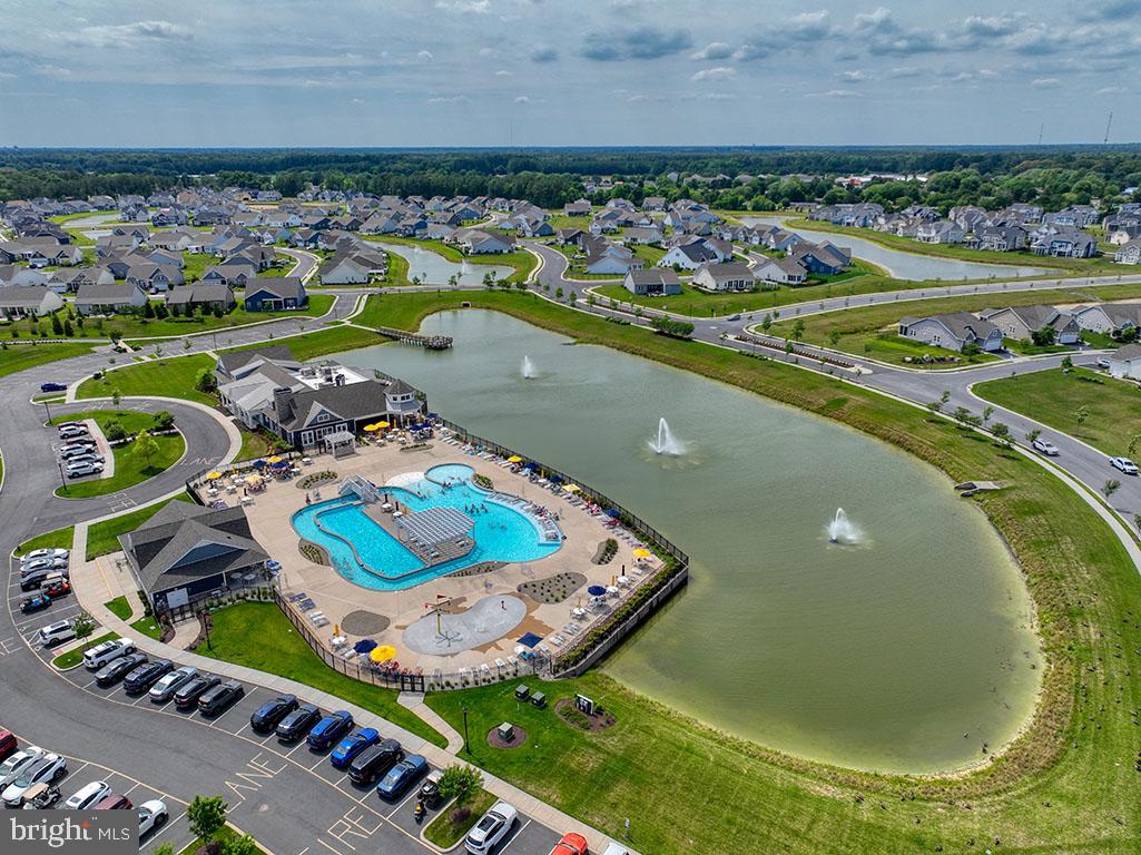 PENINSULA LAKES - Residential