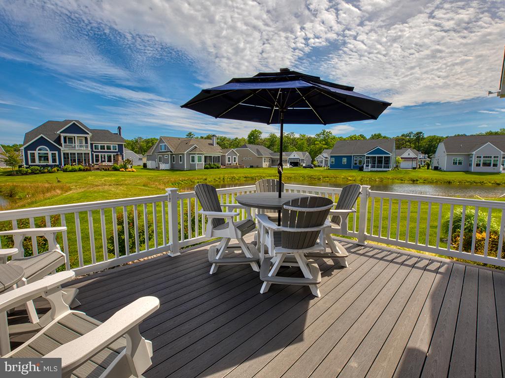 PENINSULA LAKES - Residential