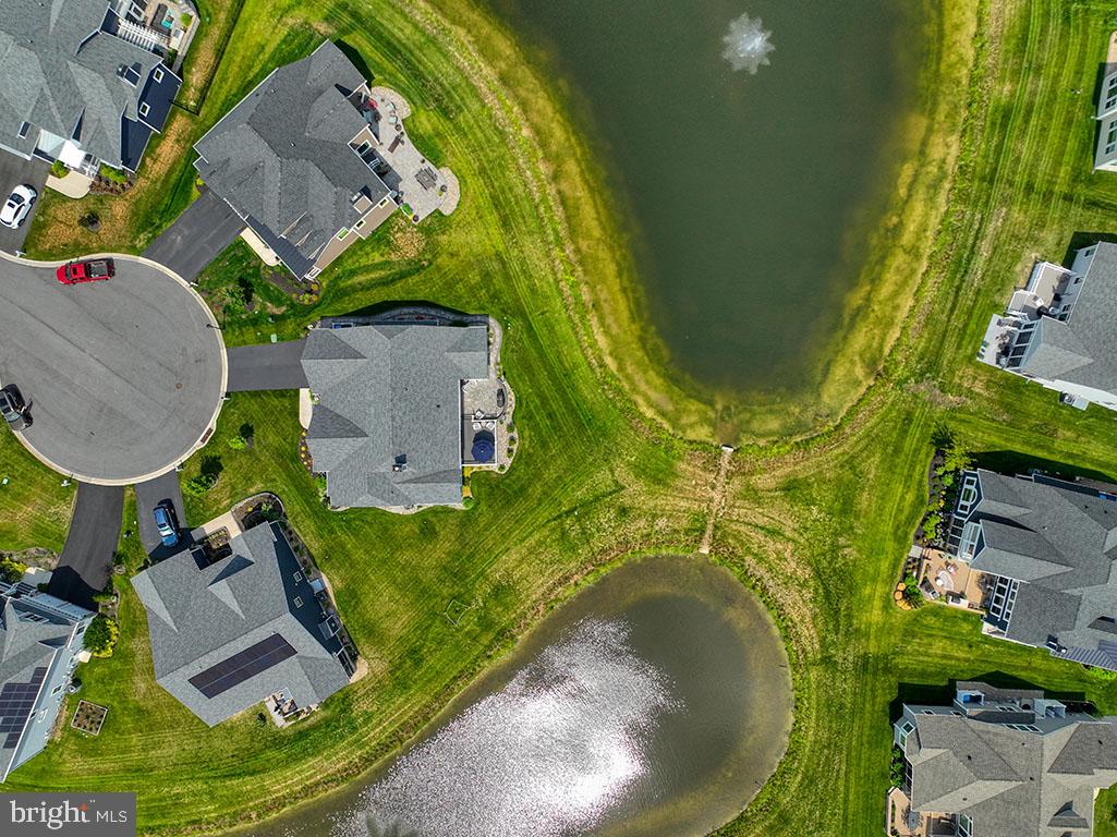 PENINSULA LAKES - Residential