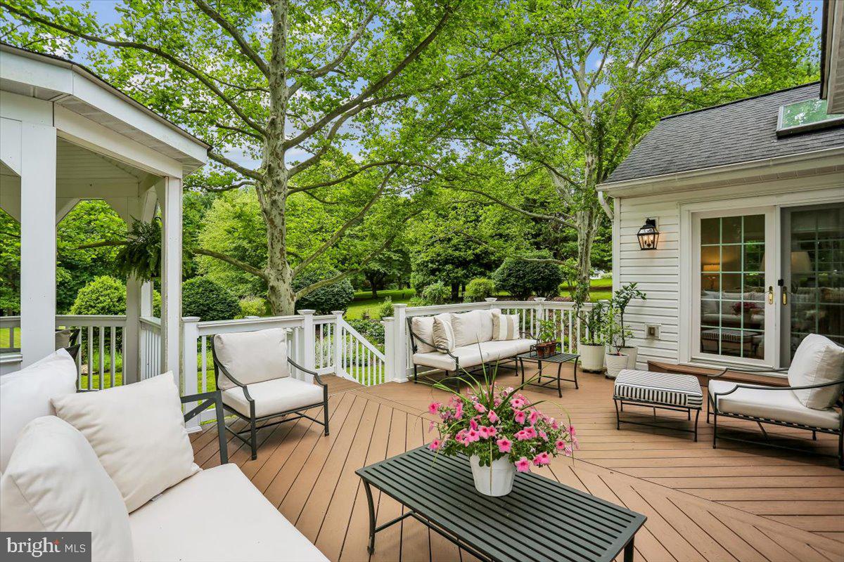 OVERLOOK HILLS - Residential