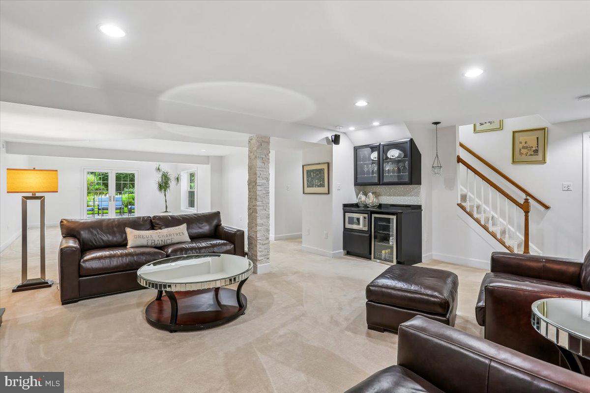 OVERLOOK HILLS - Residential
