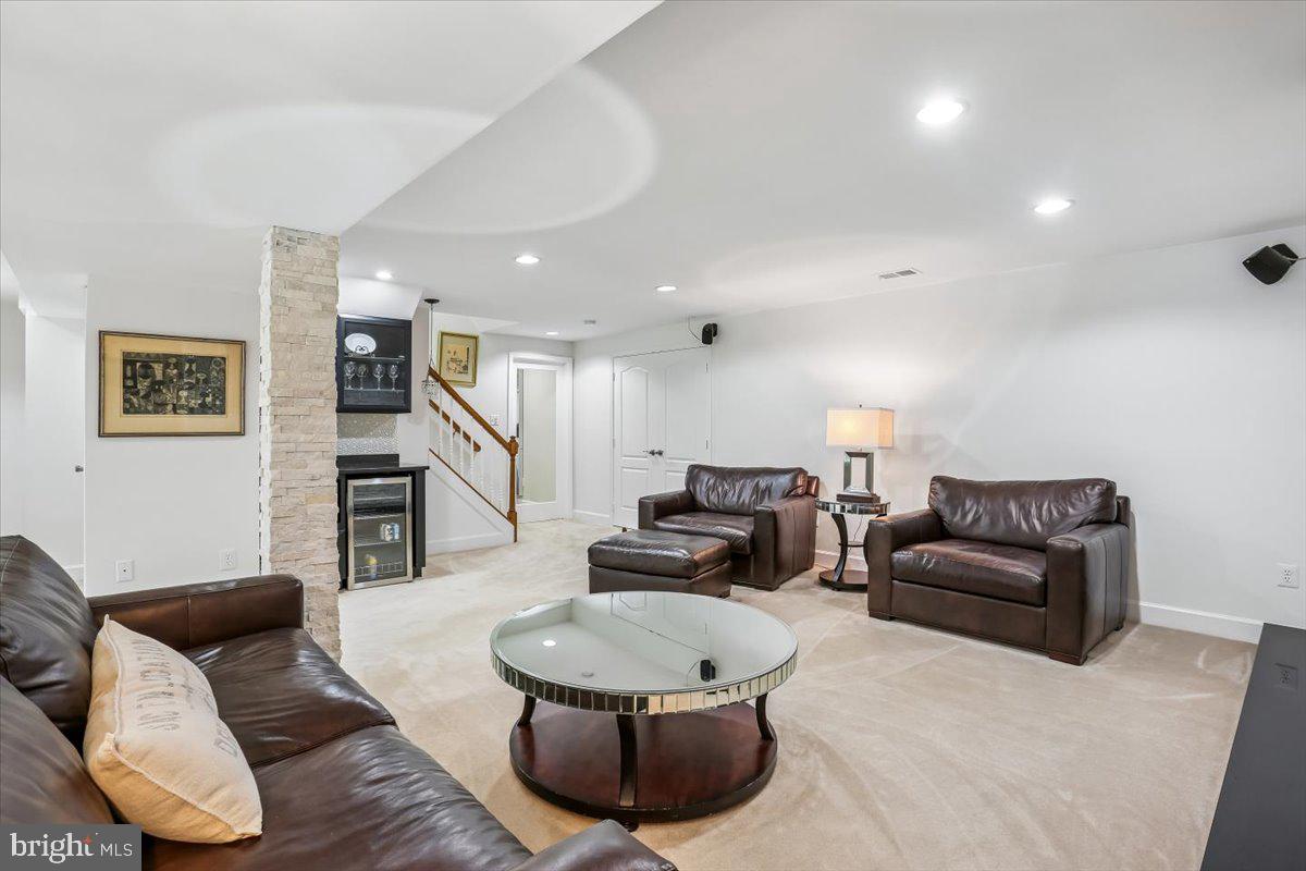 OVERLOOK HILLS - Residential