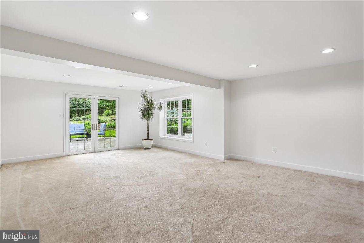 OVERLOOK HILLS - Residential