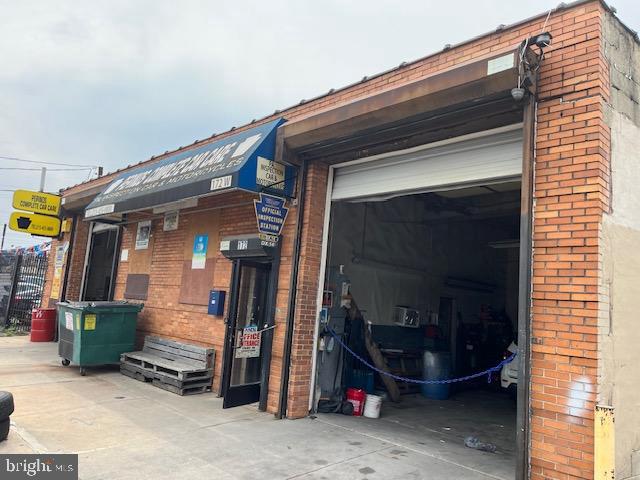 HUNTING PARK - Commercial Sale