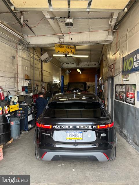 HUNTING PARK - Commercial Sale