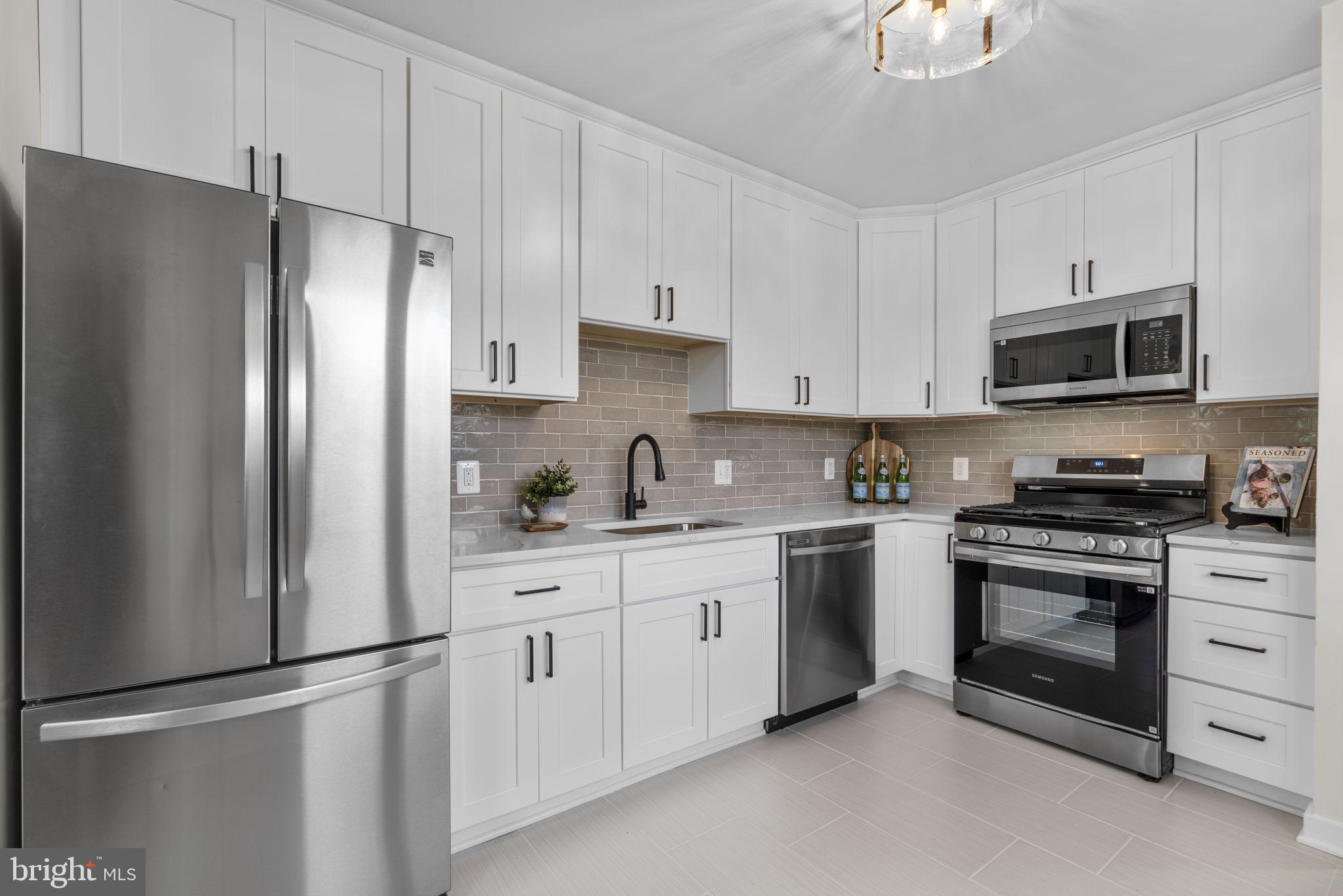 OAK CREST - Residential