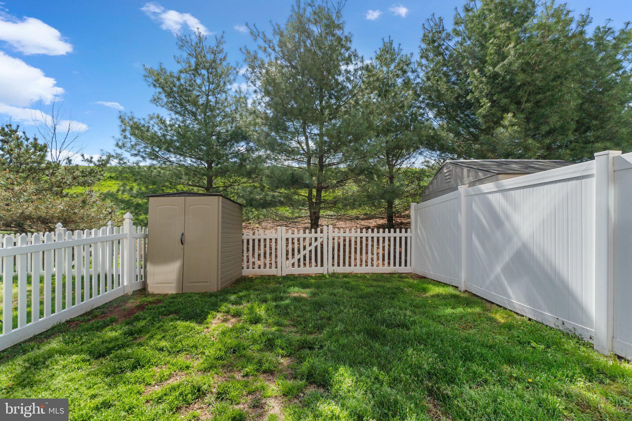 TUSCARORA CREEK - Residential