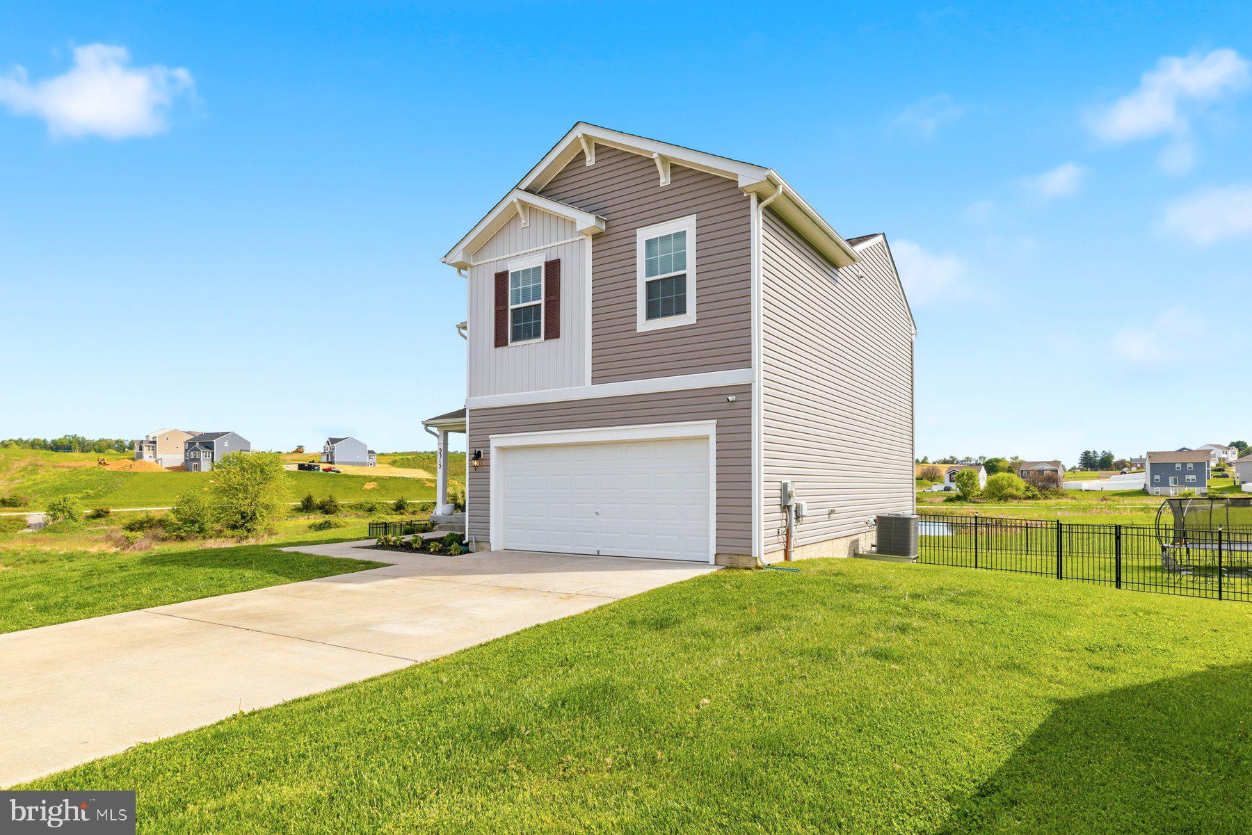 HILLS AT VALLEY VIEW - Residential