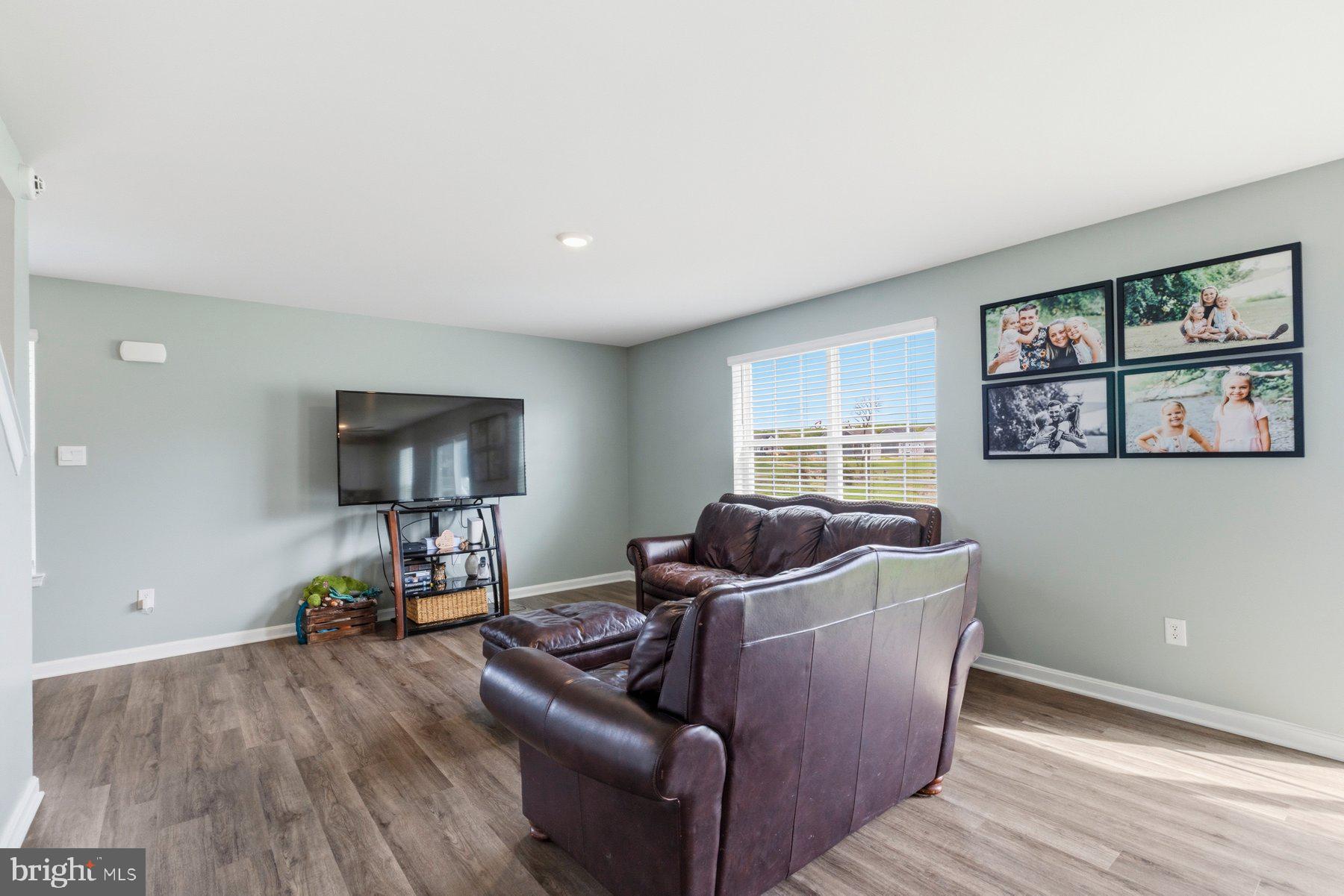 HILLS AT VALLEY VIEW - Residential