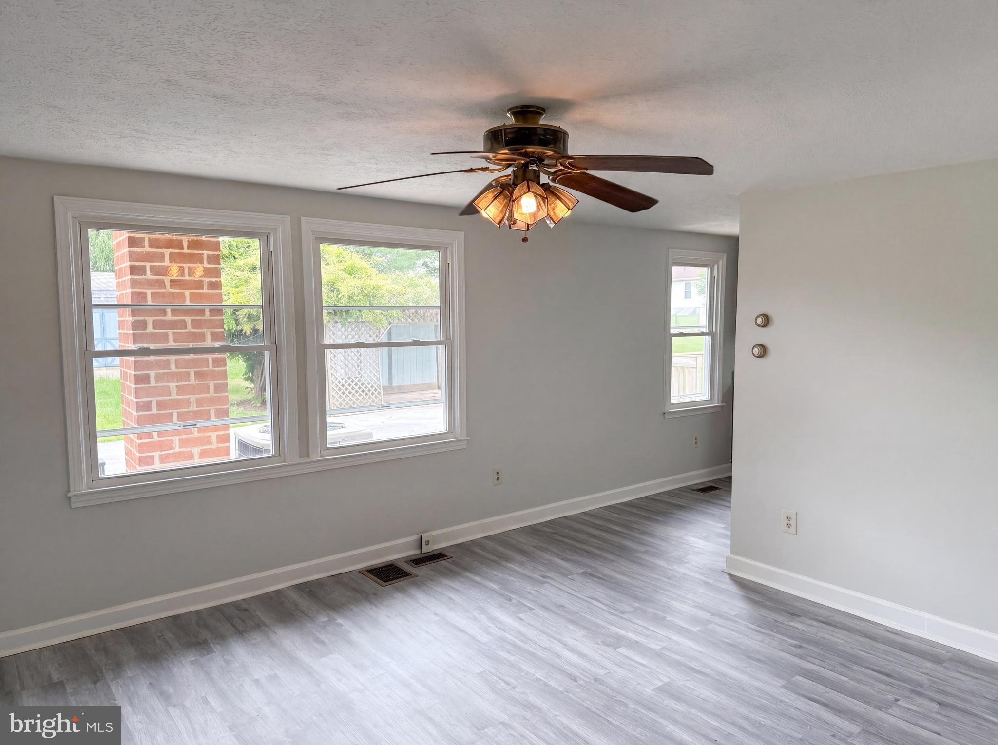 FAIRFIELD - Residential
