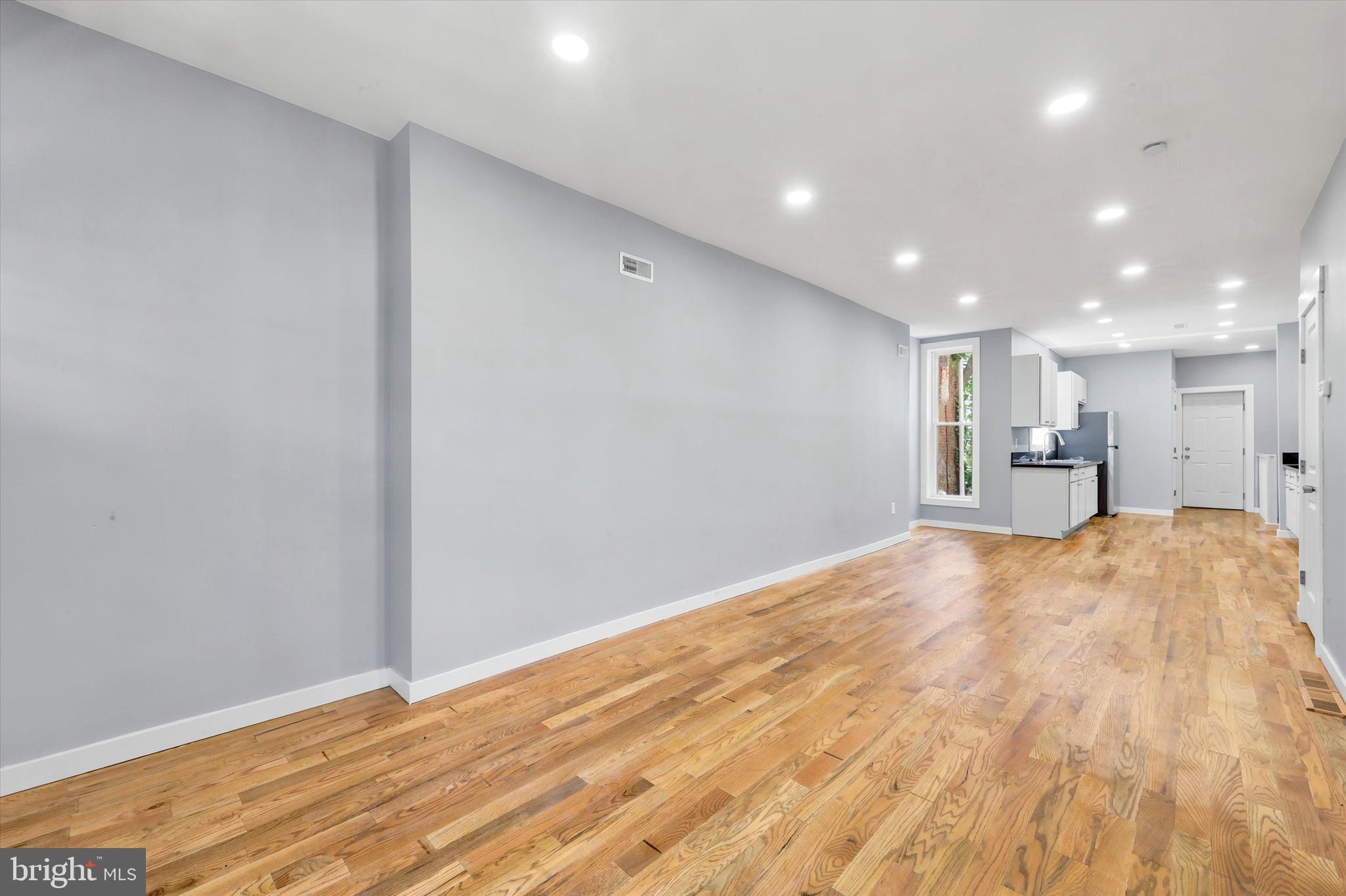 PHILADELPHIA (WEST) - Residential