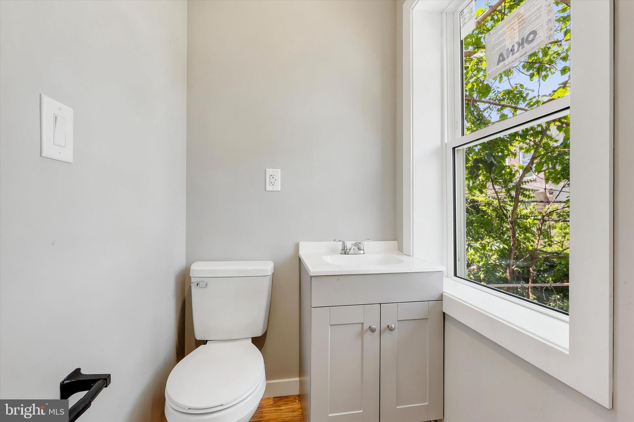 PHILADELPHIA (WEST) - Residential