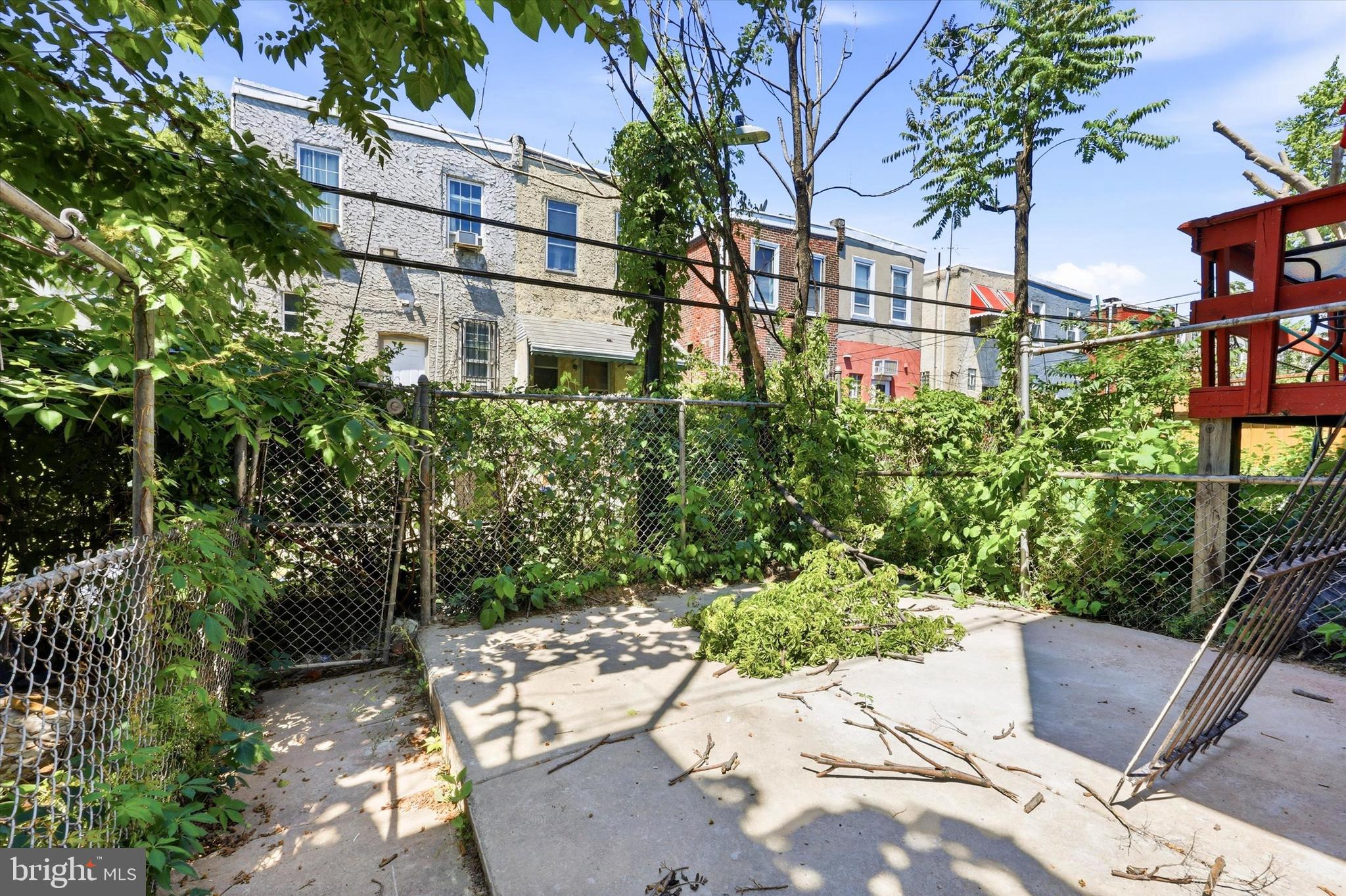 PHILADELPHIA (WEST) - Residential