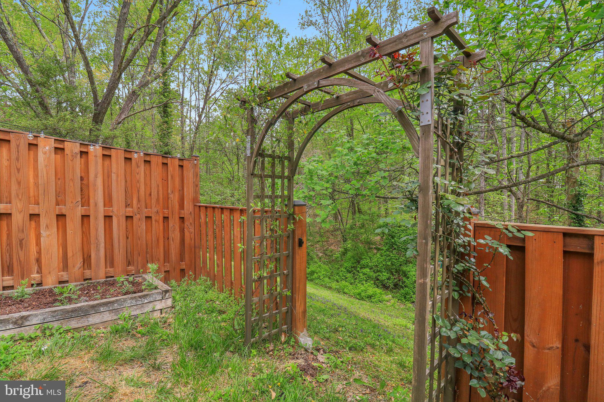 NEWINGTON FOREST - Residential