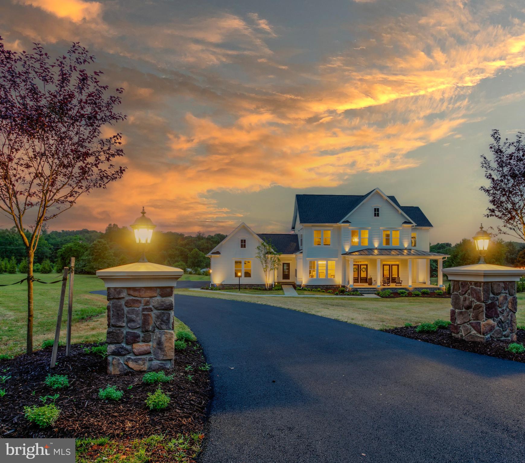 BEACON HILL - Residential
