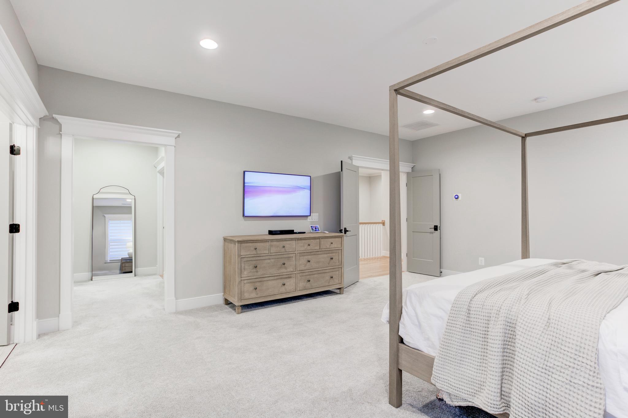 BEACON HILL - Residential