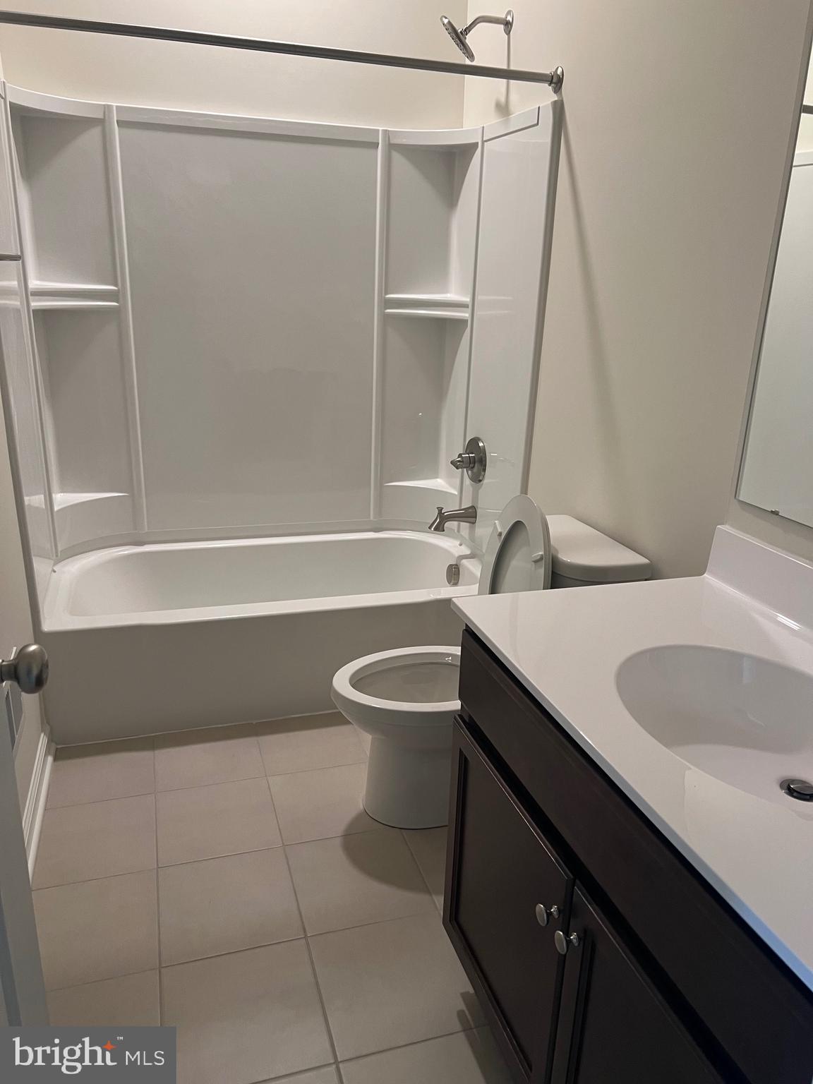 KENNETT POINTE - Residential Lease