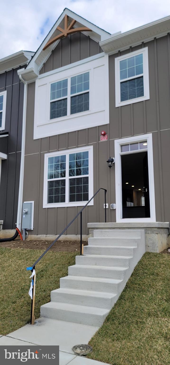 KENNETT POINTE - Residential Lease