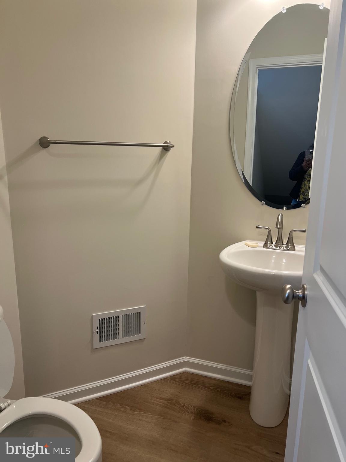 KENNETT POINTE - Residential Lease