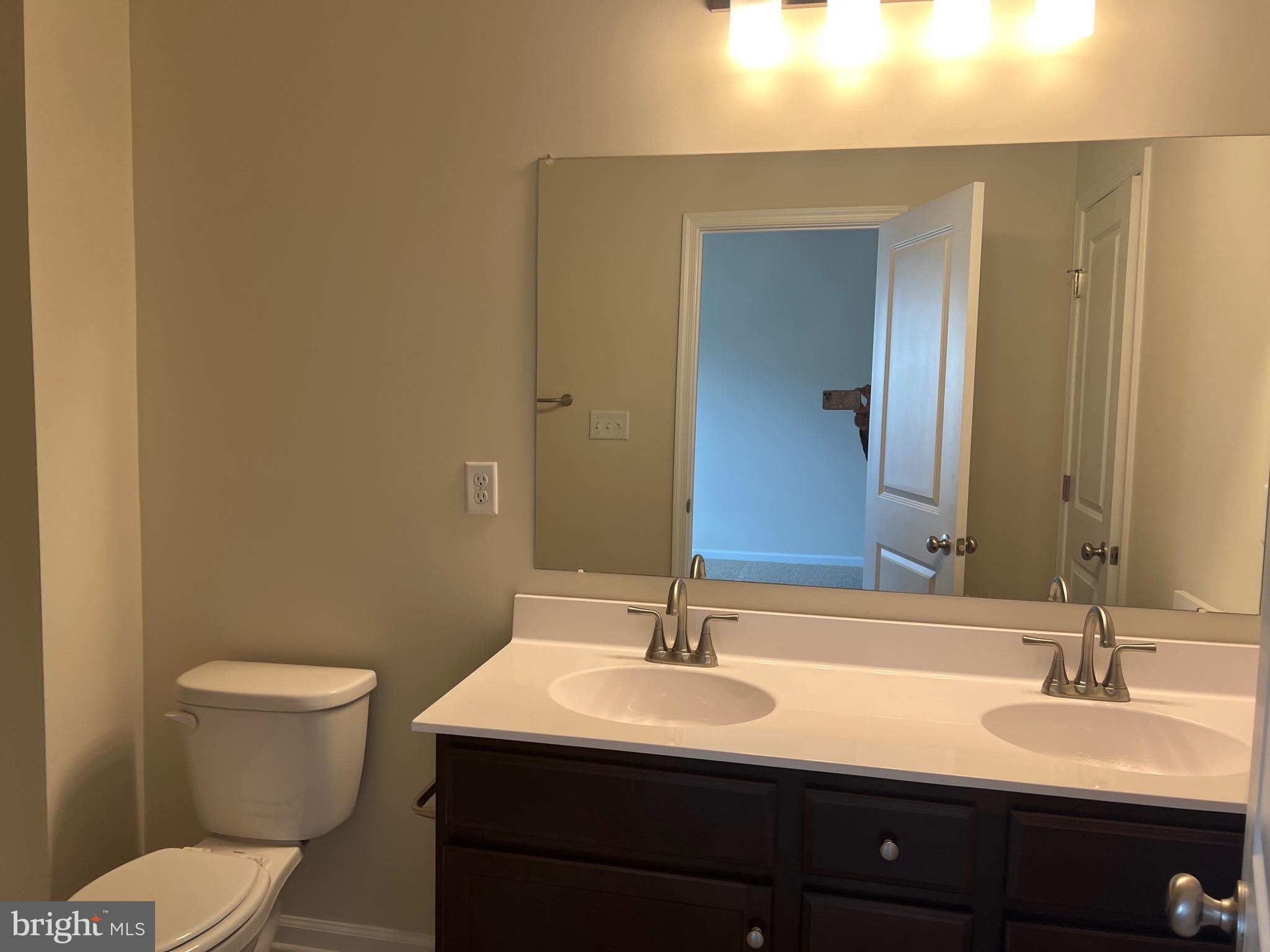 KENNETT POINTE - Residential Lease