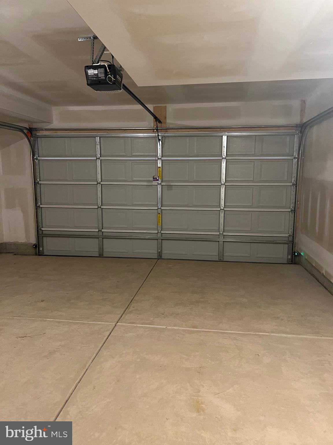 KENNETT POINTE - Residential Lease