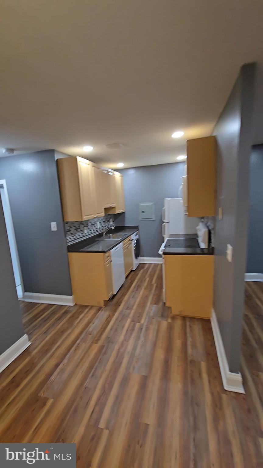 THE FAIRMONT 1009 CONDO - Residential