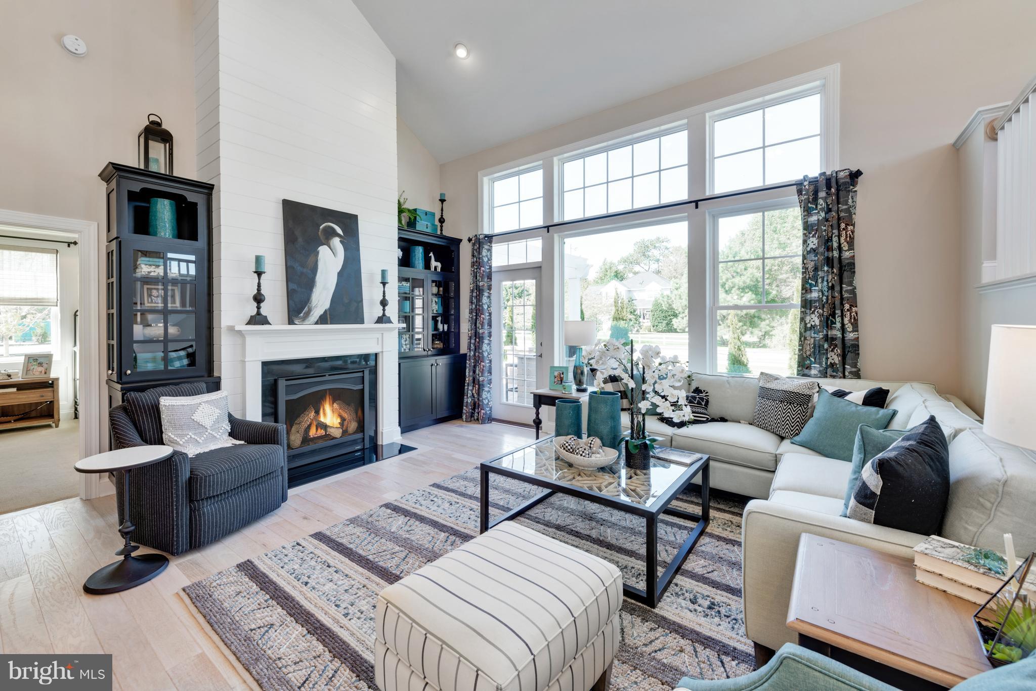 PENINSULA - Residential