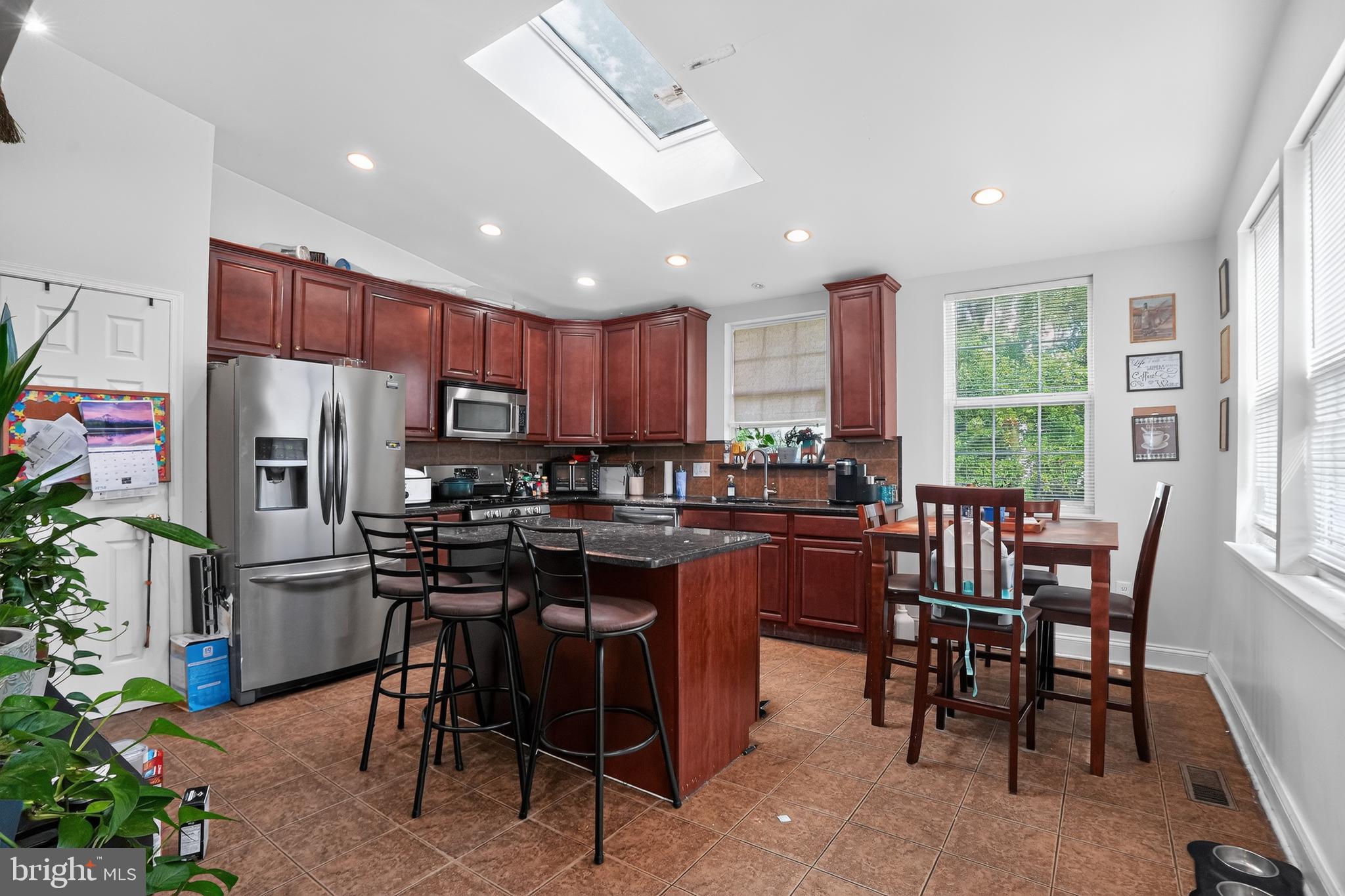 YEADON - Residential