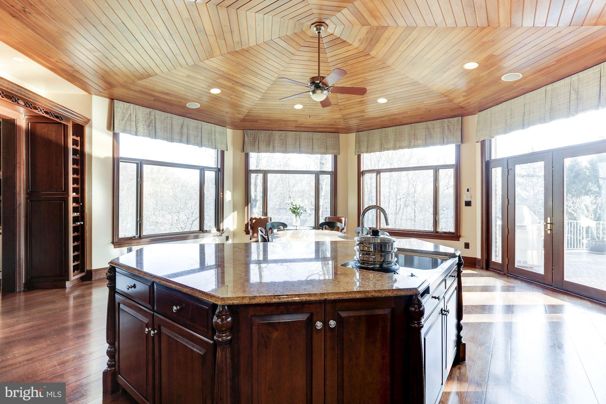 THREE SWALLOWS FARM - Residential