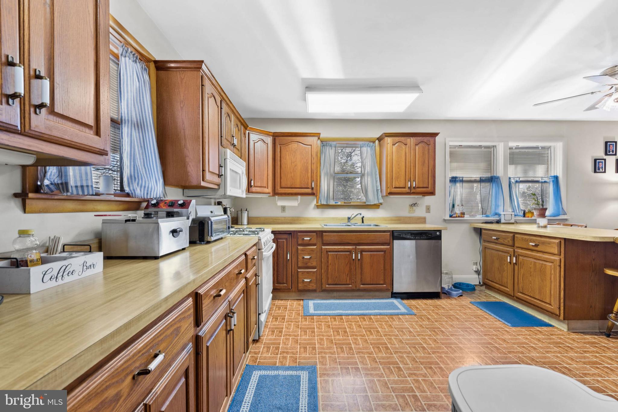 ABINGTON - Residential