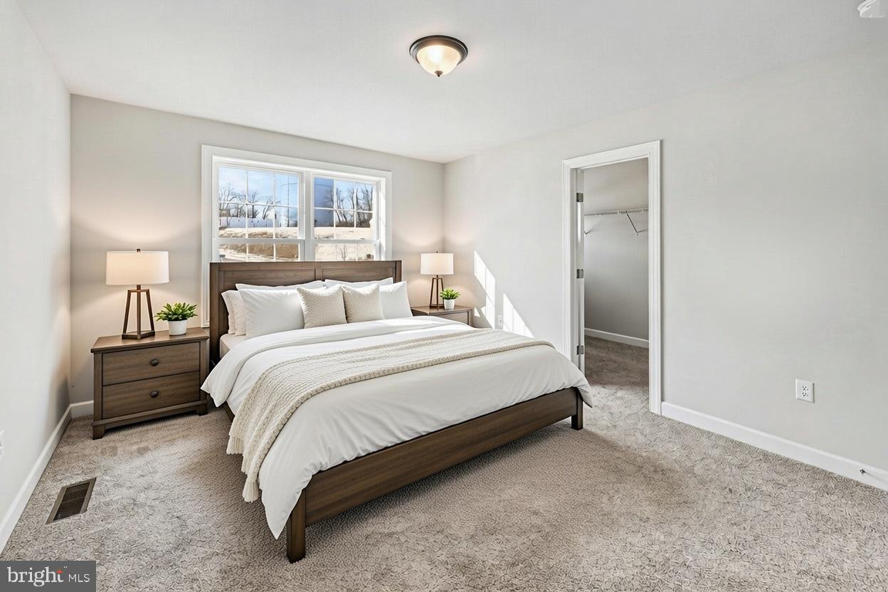 WOODLAND HILLS - Residential