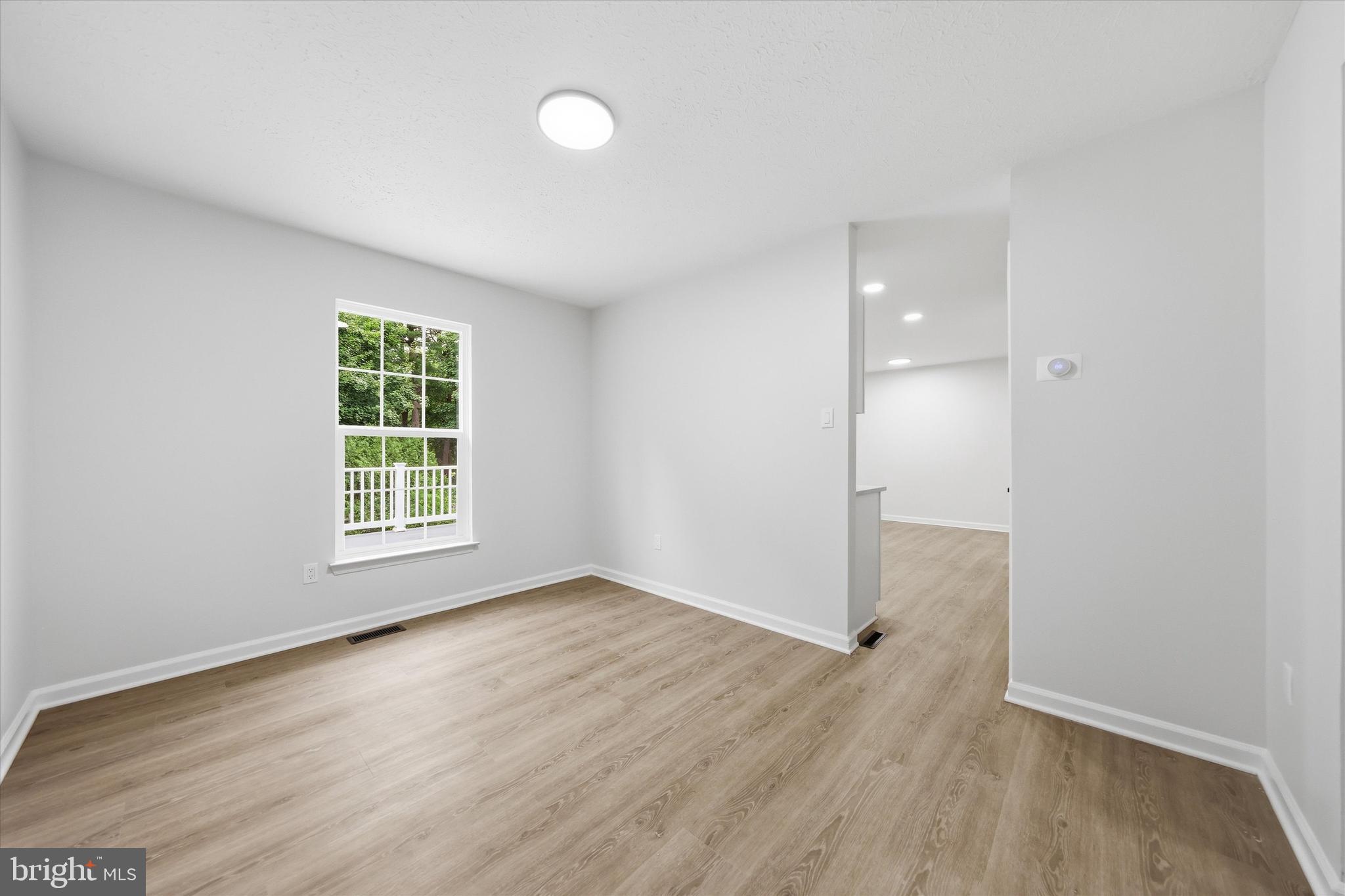 ROBIN MEADOWS - Residential