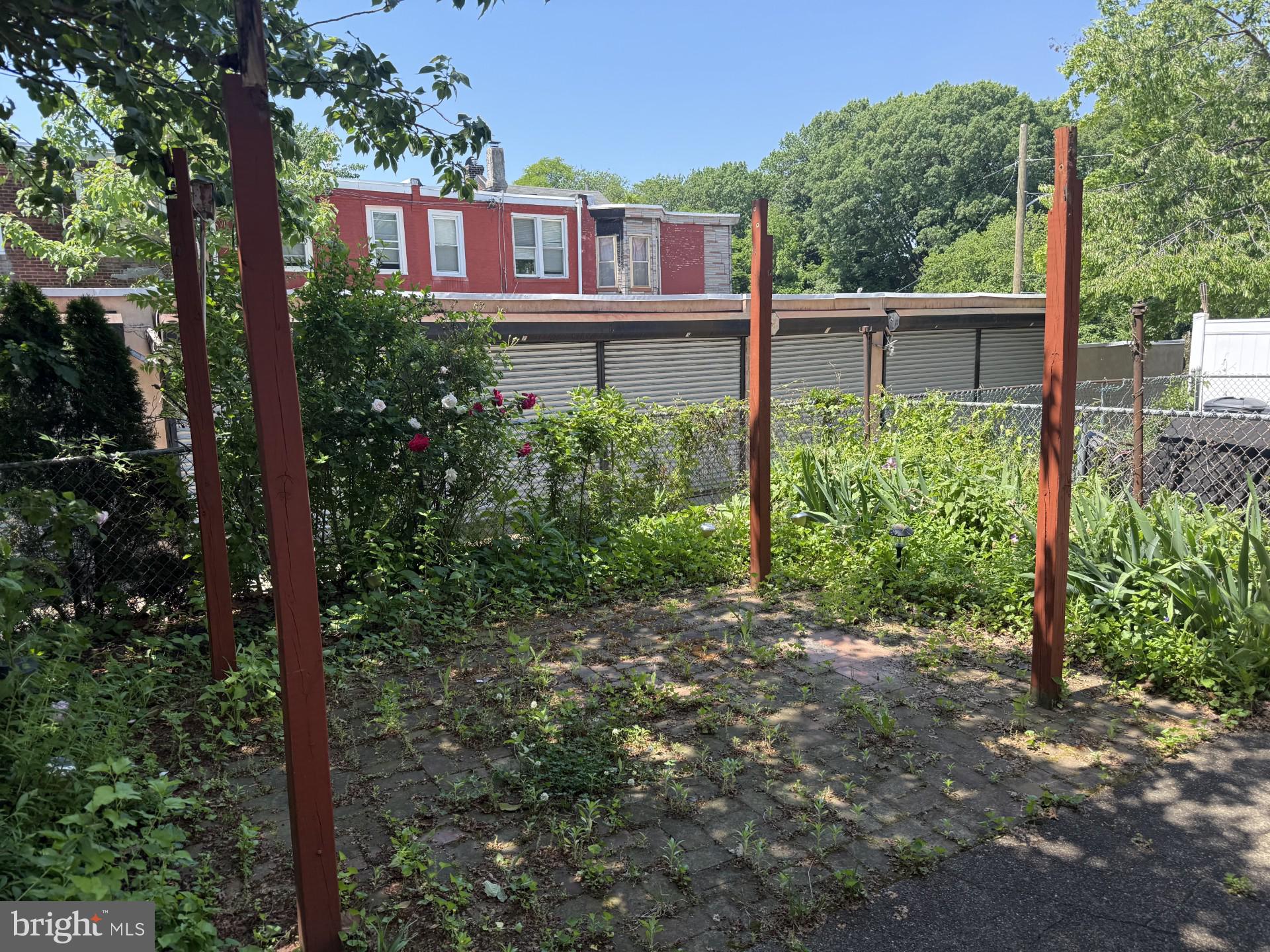NORTHWOOD - Residential
