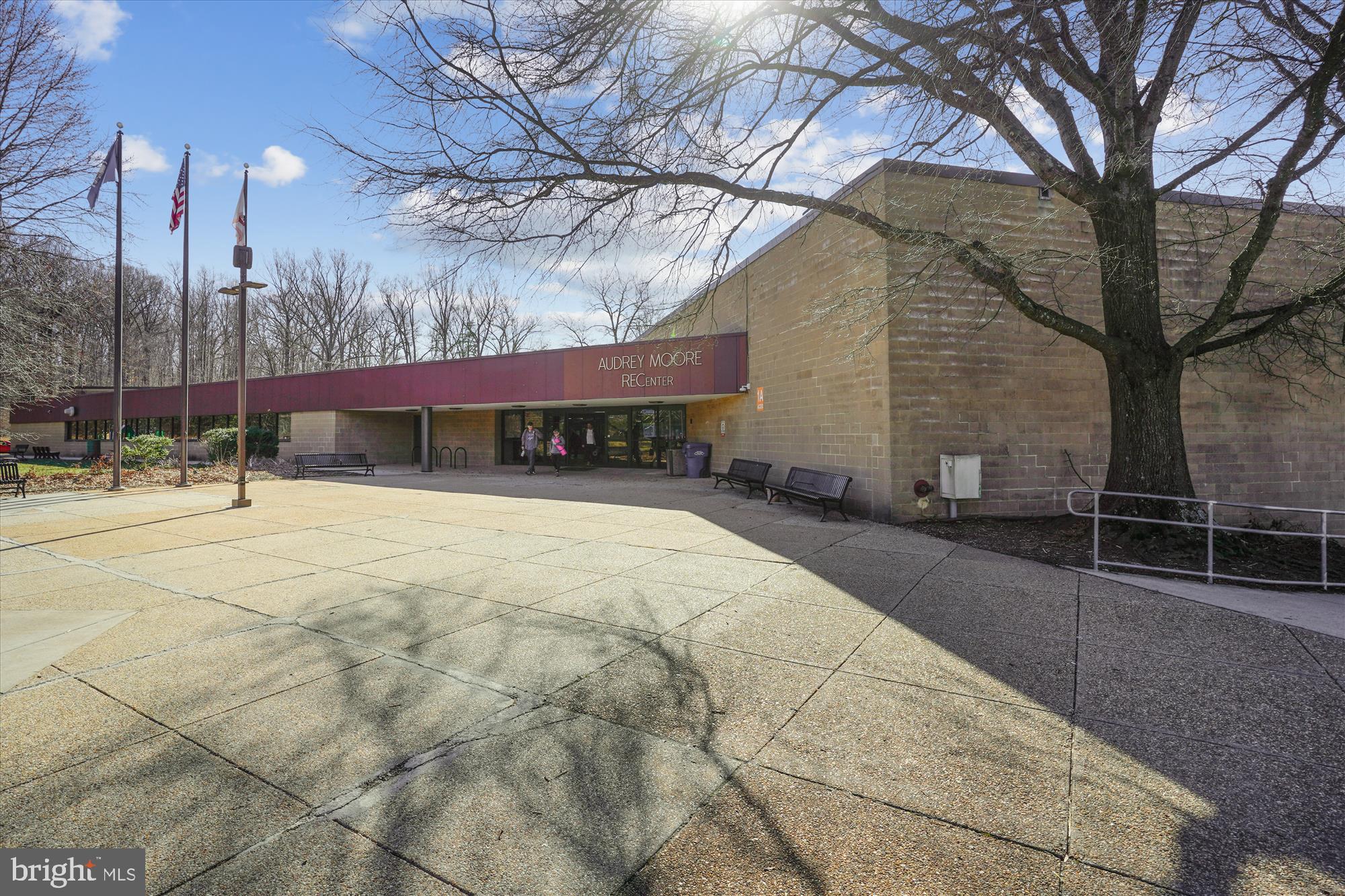 GLEN HOLLOW - Residential