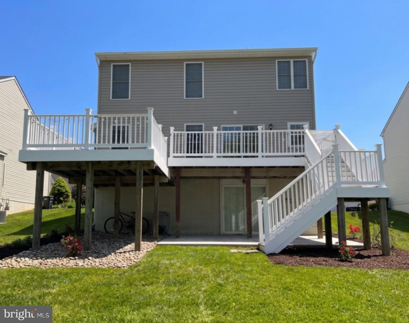 HICKORY OVERLOOK - Residential