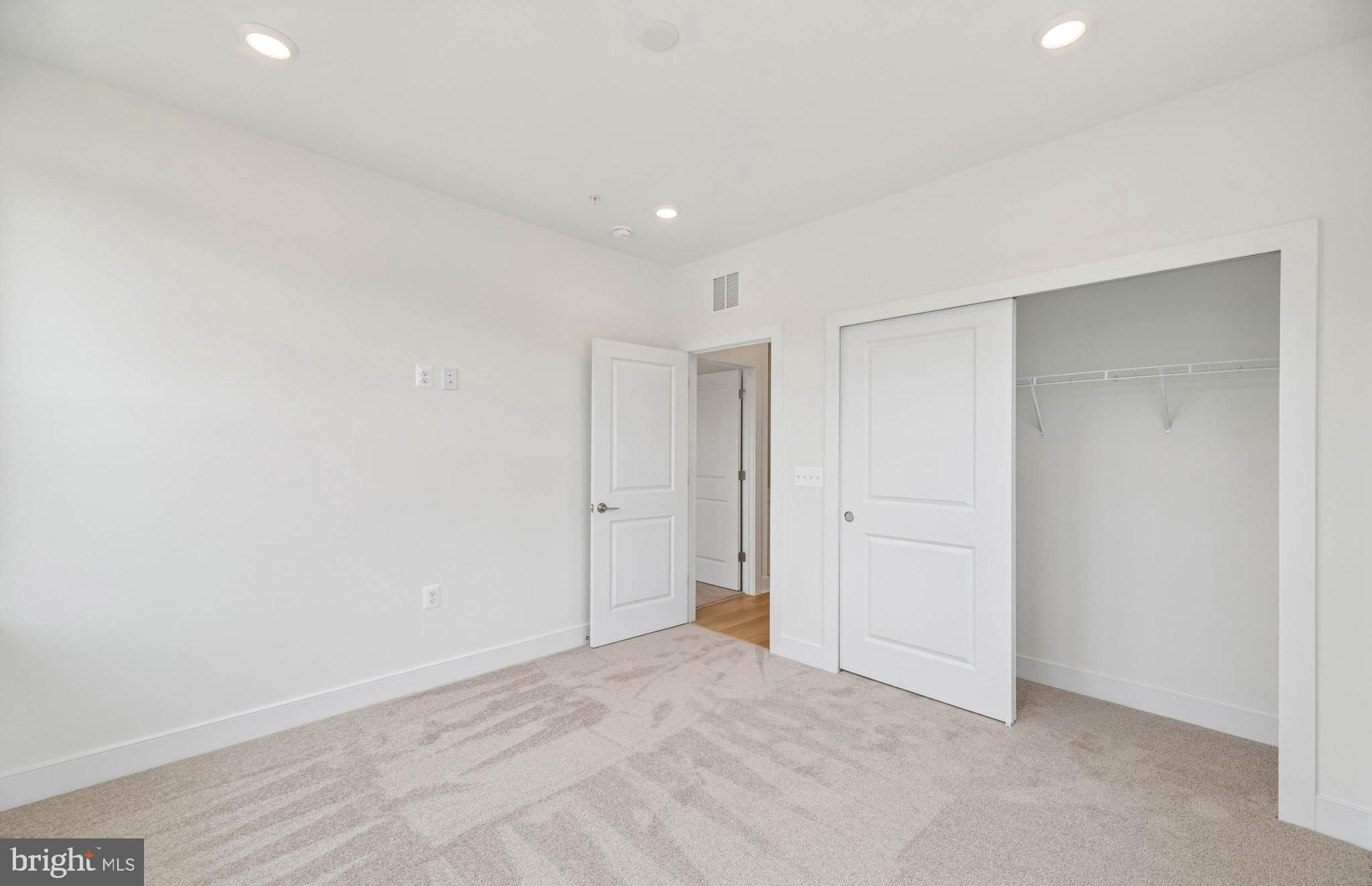 WATKINS MILL STATION - Residential