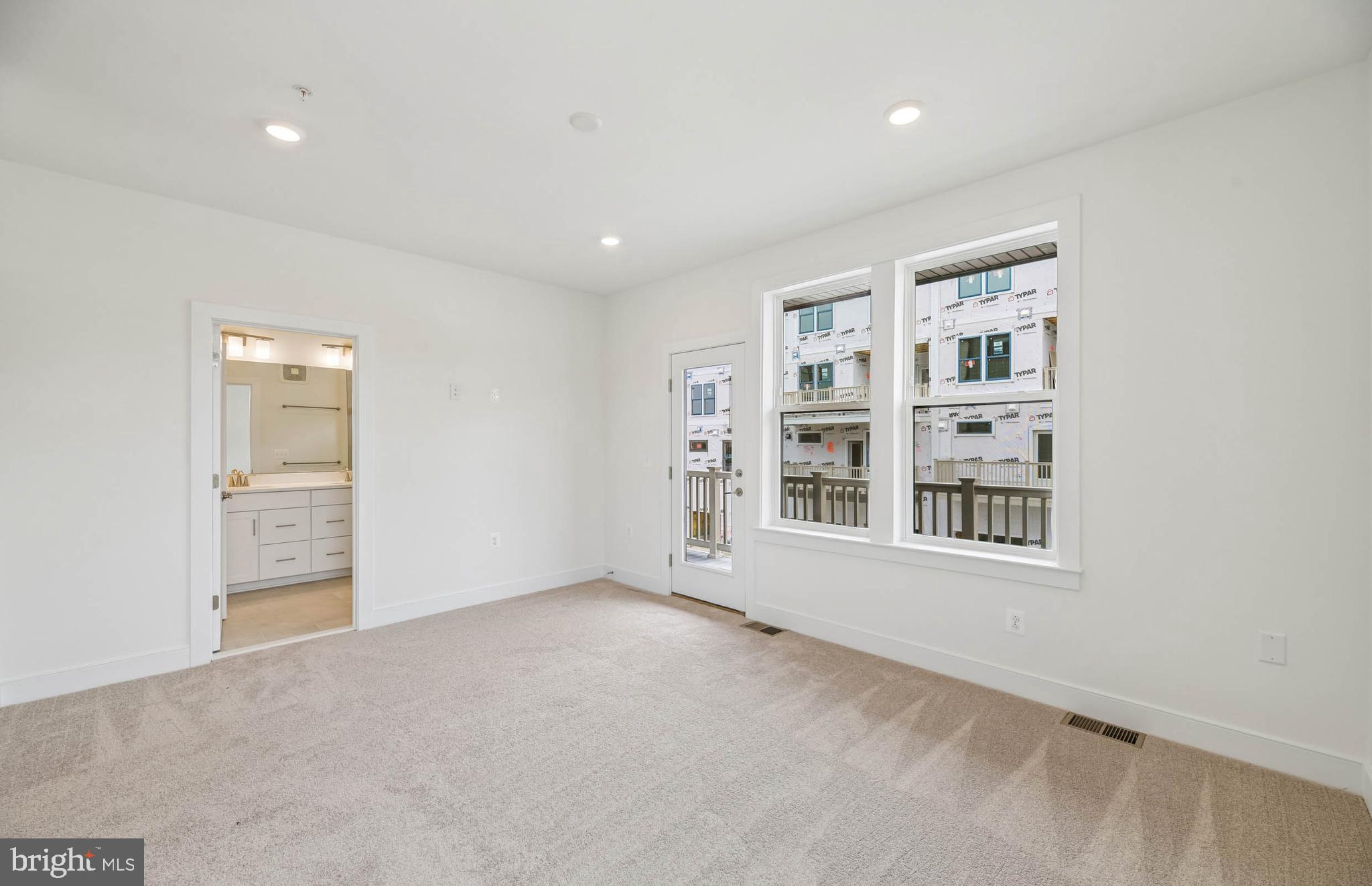 WATKINS MILL STATION - Residential