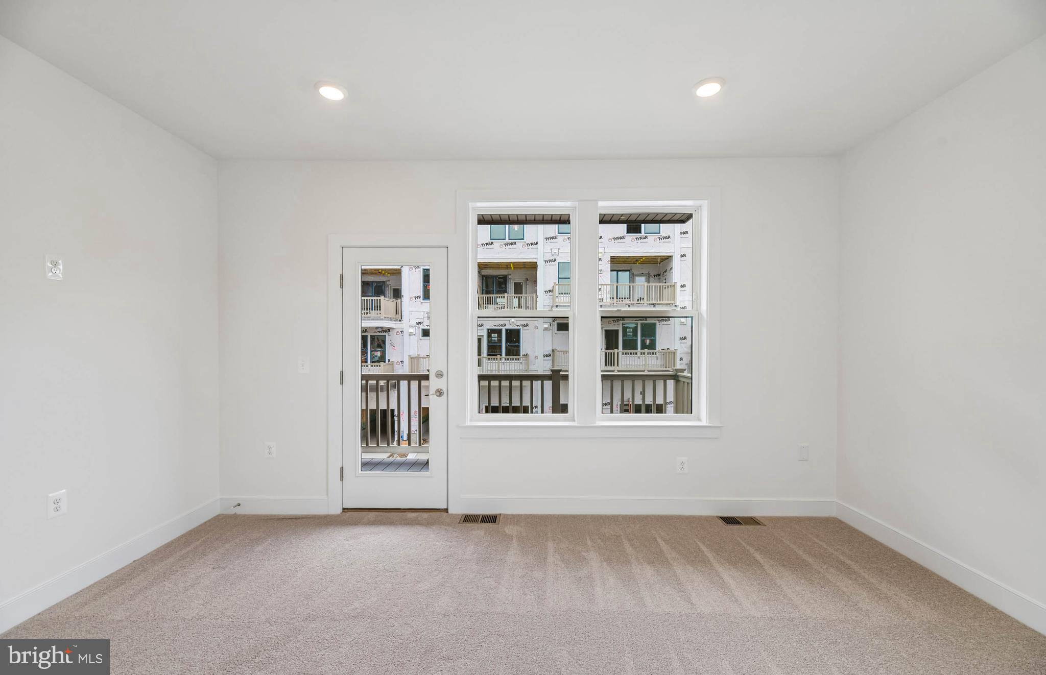 WATKINS MILL STATION - Residential