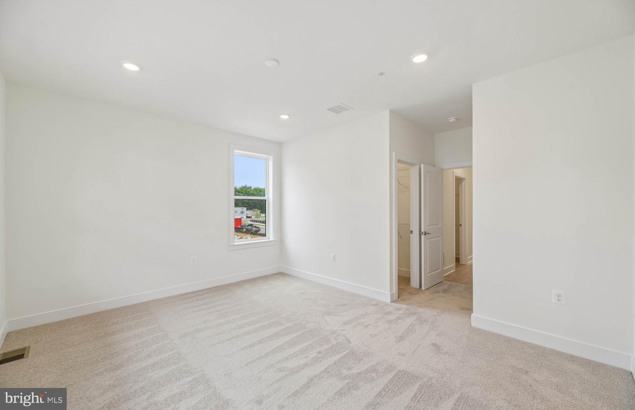 WATKINS MILL STATION - Residential
