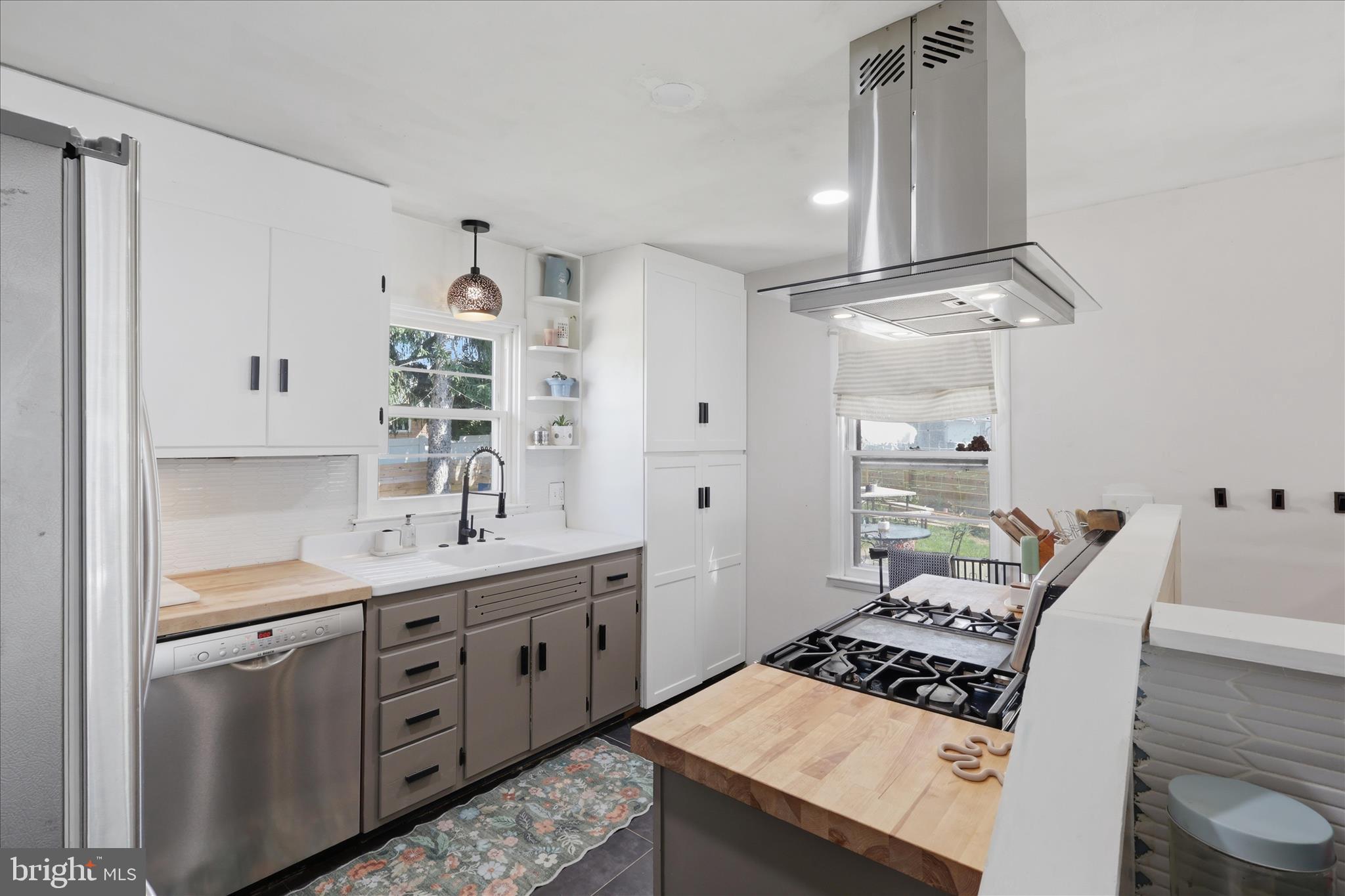 GREENBERRY HILLS - Residential